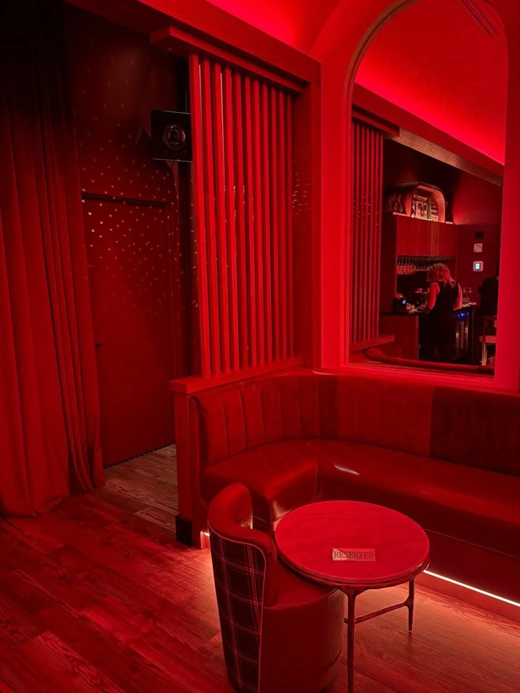 Stanza Lounge — venue atmosphere
