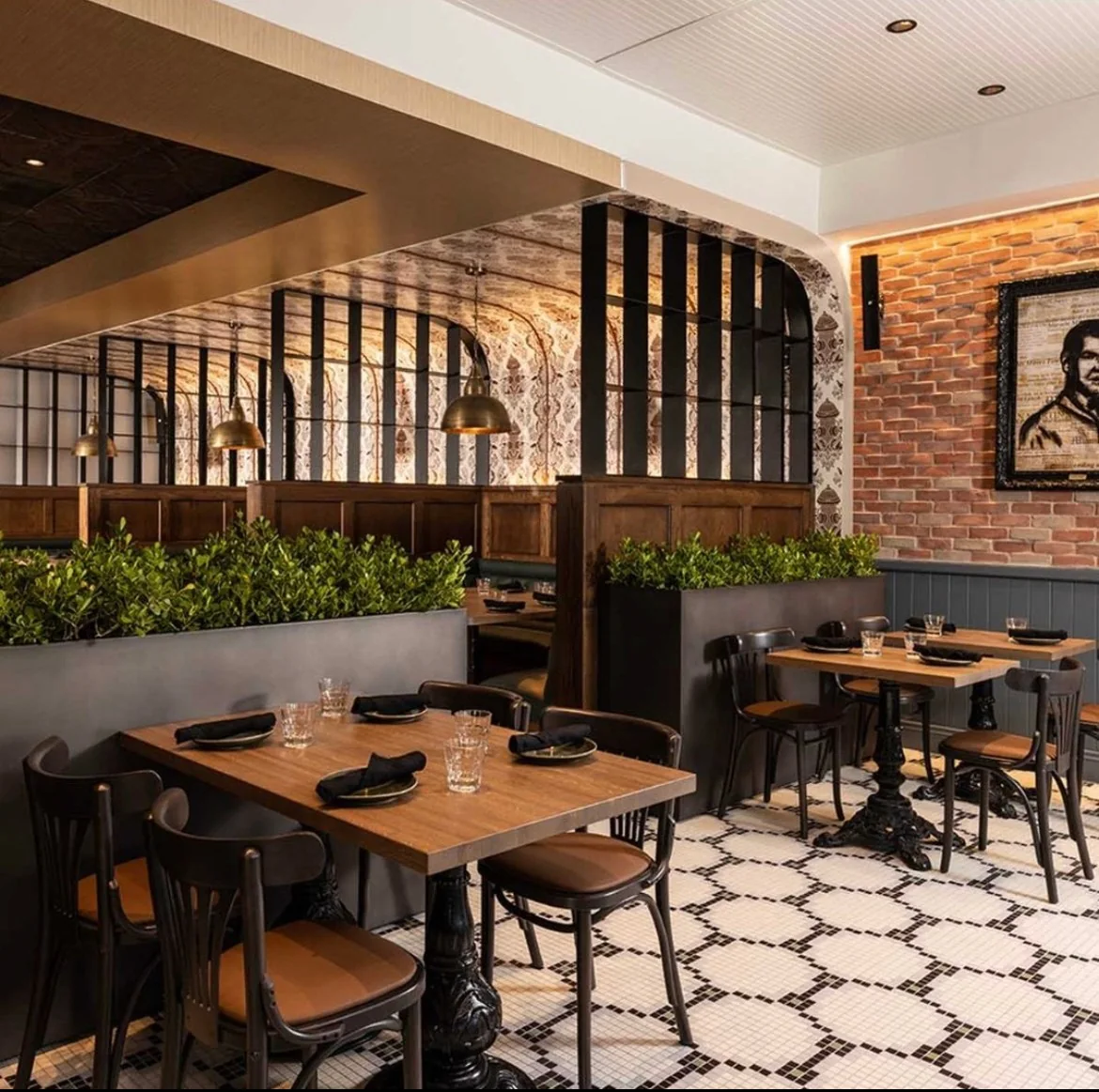 John Martin’s — dining and bar interior